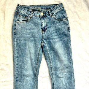 Low Rise - Light Blue Boot Cut Jeans BARLEY WORN Size US 4 Small